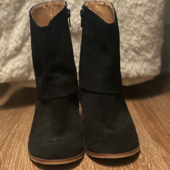 Argentinian Leather Ankle Boots - Picture 2 of 6